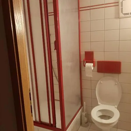 Monteur-Wohnung Fuer Wochenendheimfahrer *